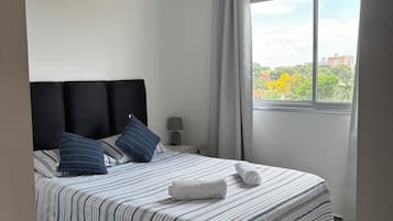 Perushuoneisto, parveke, kaupunkinäköala