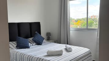 Basic Condo, Balcony, City View