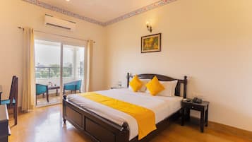 Superior Double or Twin Room, Balcony, Garden View