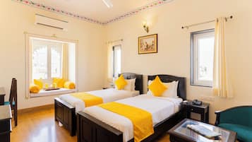 Quarto casal ou duplo superior, ar-condicionado, vista para a cidade