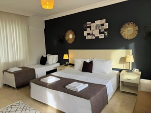 3 bedrooms, iron/ironing board, WiFi, bed sheets - Luxury Private Pool Villa–5 min to Land of Legends (Antalya)