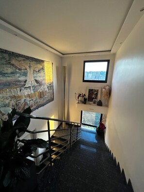 Interior - Terrace apartment in Père Lachaise, exceptional light and view (Paris)