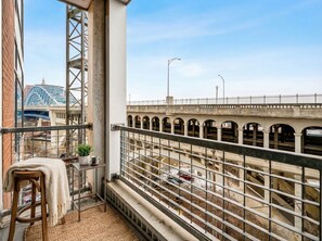 Property grounds - Modern Flats Retreat  Free Parking & Gym (Cleveland)