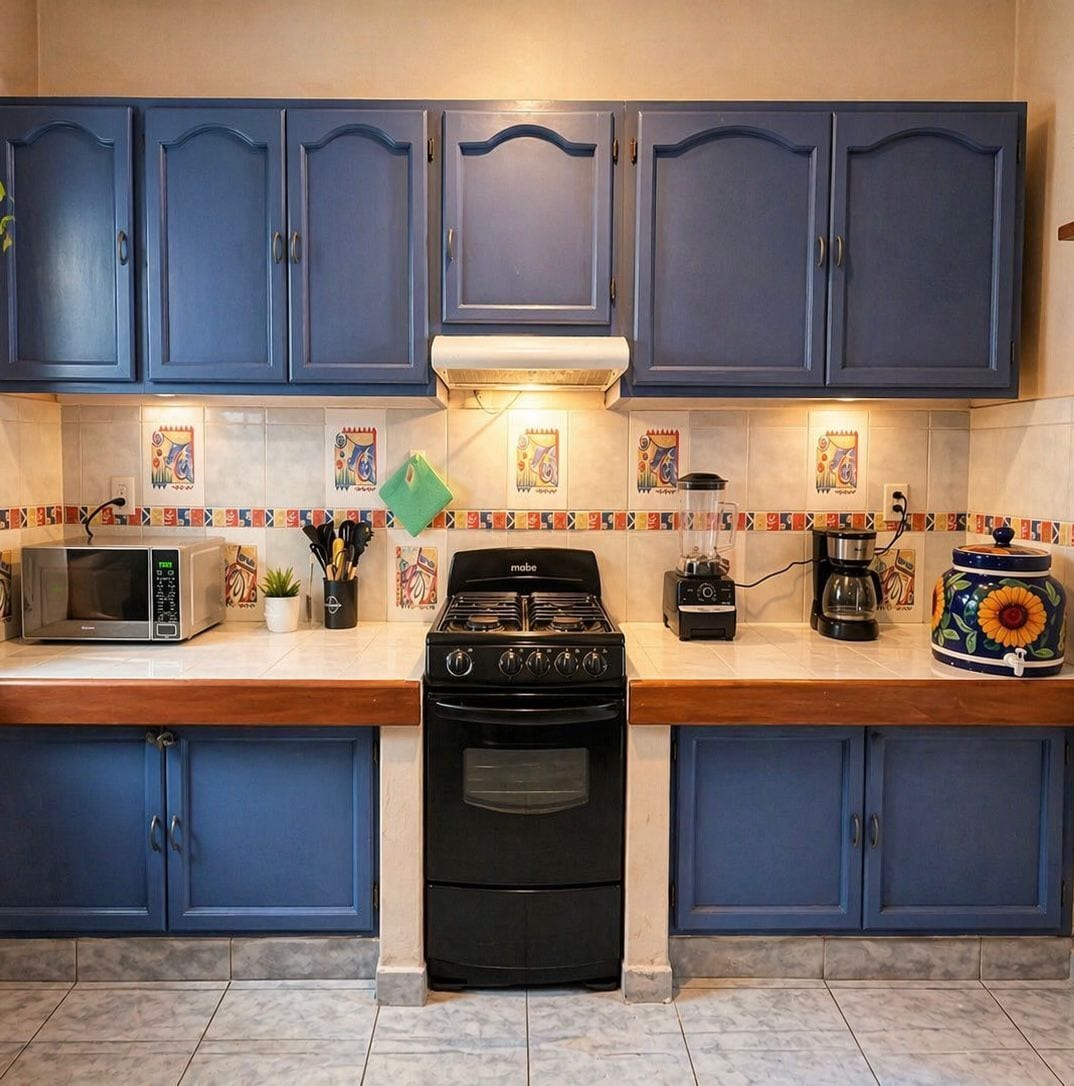 冰箱、微波炉、烤箱、炉灶