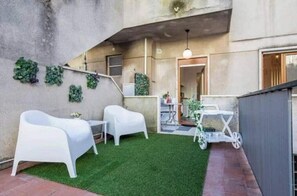 Terrace/patio - "New" Amazing Studio with Terrace and AC (Lisboa)