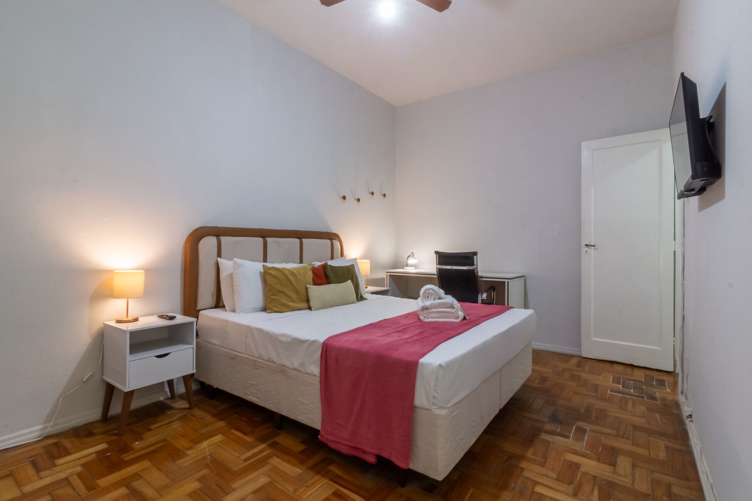 Iron/ironing board, travel cot, free WiFi, bed sheets