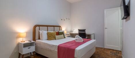 Iron/ironing board, travel cot, free WiFi, bed sheets