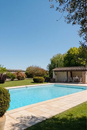 Pool - Vrbo Property (Launaguet)