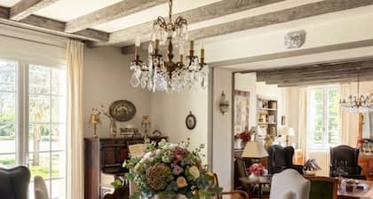 Maison de maĂźtre avec piscine - Proche de Toulouse