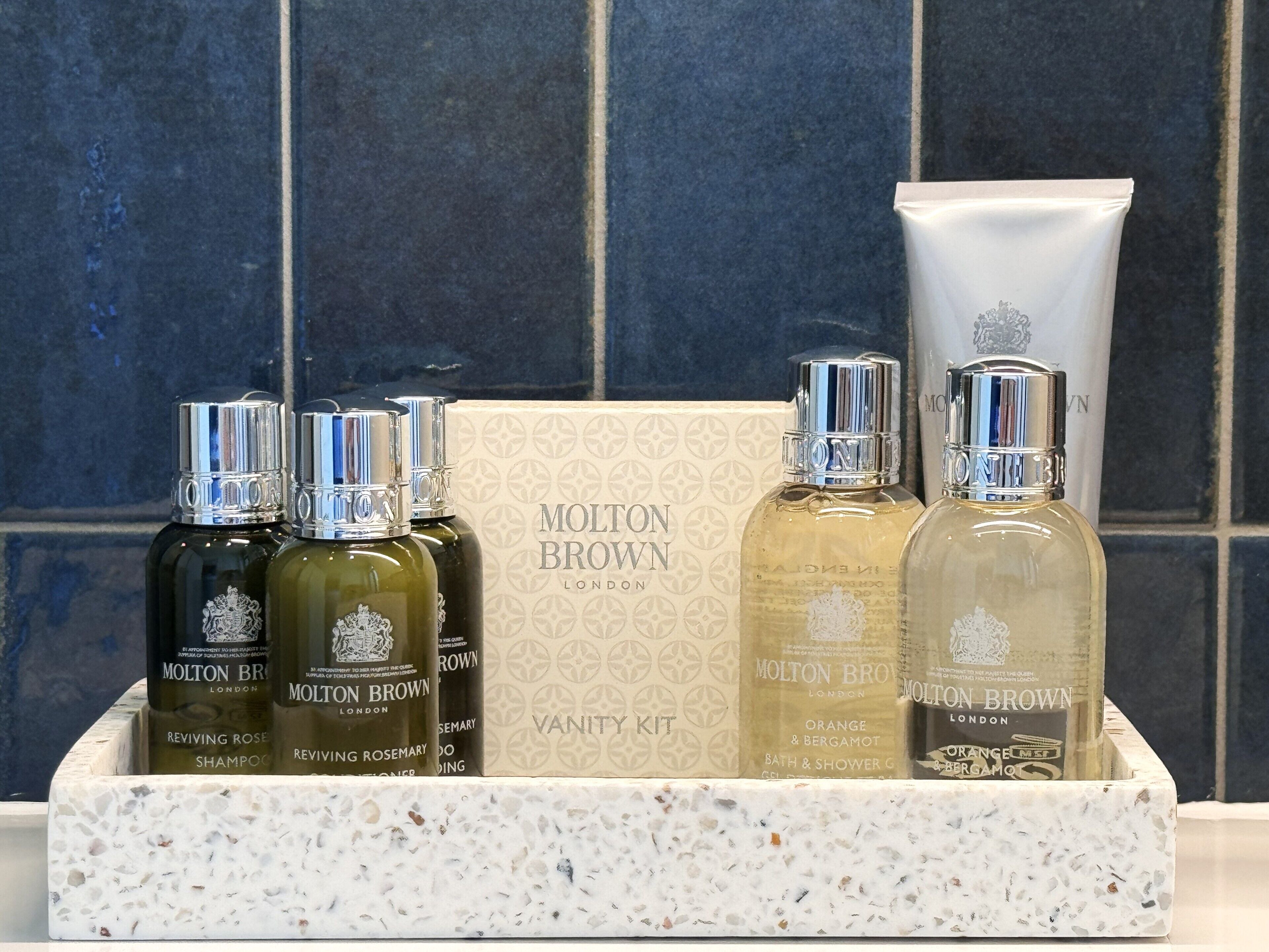 Badezimmerausstattung