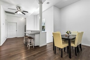 Dining - NOLA Chic, 5BR w/Hot Tub, Yard–Near French Quarter (New Orleans)