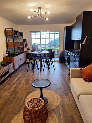 Living area - Pretty studio with sea view in the heart of La Croix Valmer (La Croix-Valmer)
