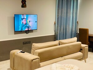 Interior - SNL Mountain View Hotel (Akosombo)