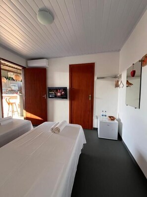 Suite, 2 Bedrooms, Air conditioning - Flor do Mar Hospedaria  (Aracruz)