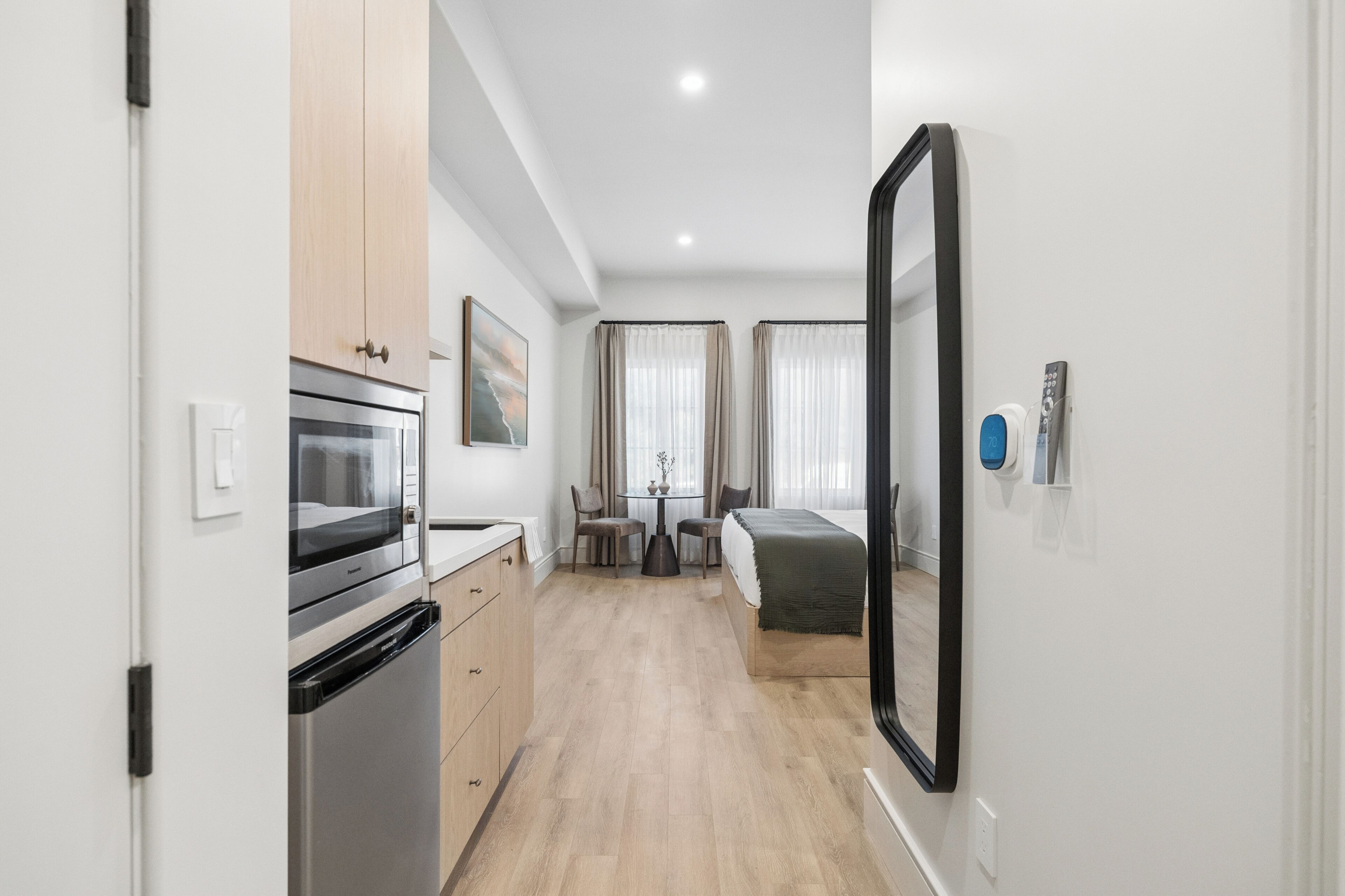 Luxury Studio, Kitchenette | Egyptian cotton sheets, premium bedding, memory foam beds, in-room safe