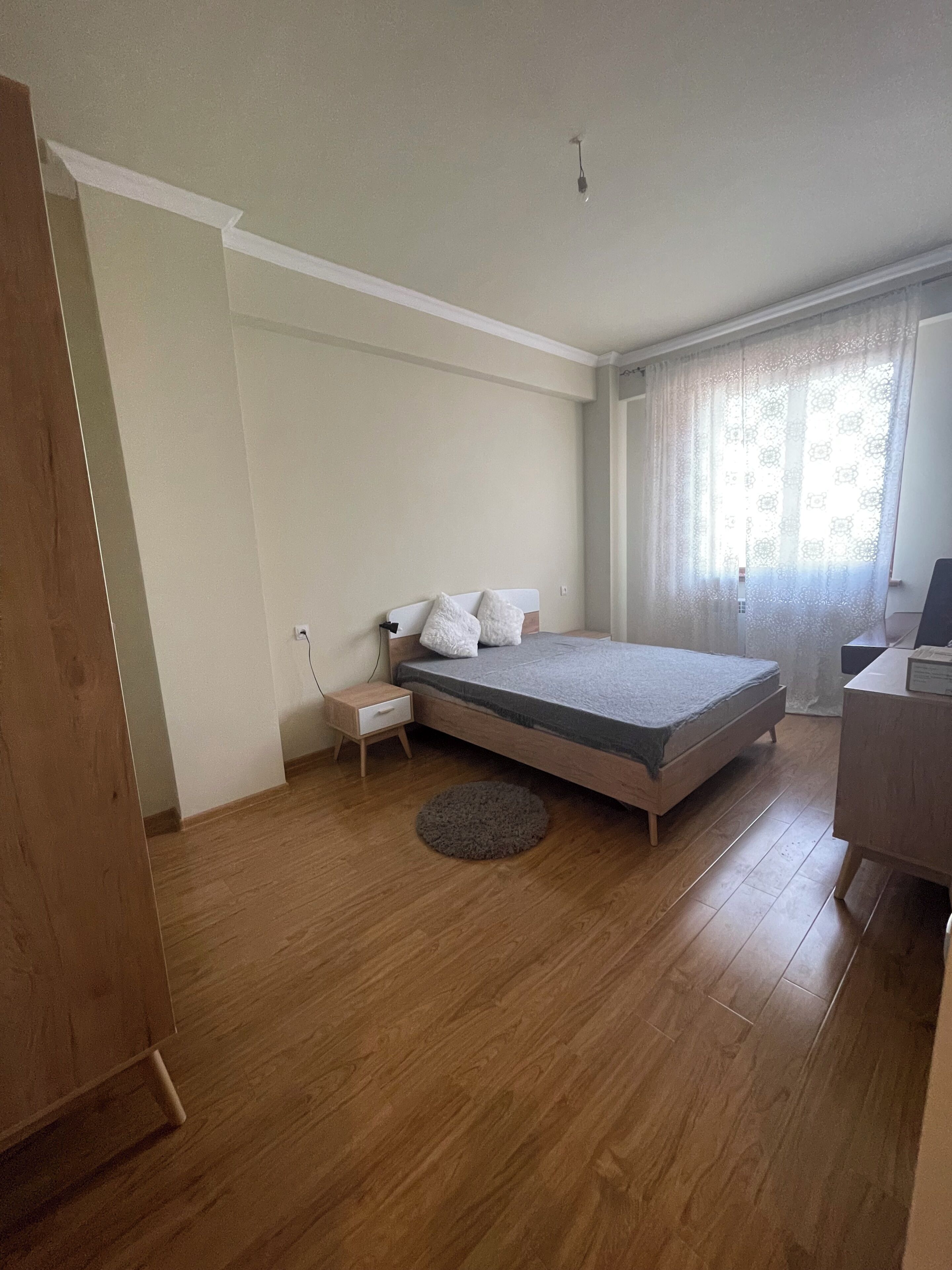 2 slaapkamers, een strijkplank/strijkijzer, wifi, beddengoed