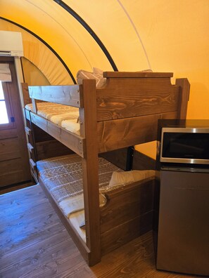 Interior - Pioneer Wagon with AC in quaint New Braunfels here at the Summit Resort (New Braunfels)