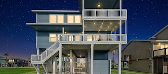 Cozy Beach House with Large Deck and Patio