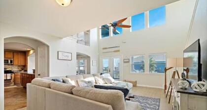 Cozy Beach House with Large Deck and Patio