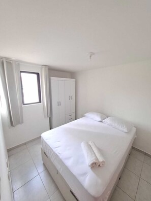 Room - Entire apartment in Bessa, 5 minutes from the beach, with excellent value for money. (João Pessoa)