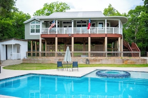  Sweet Water Pool house - Mount Olive Ranch | Free WiFi