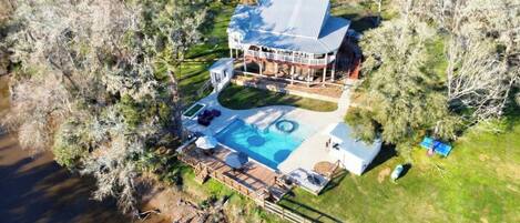 Sweet Water Pool house - Mount Olive Ranch | Free WiFi