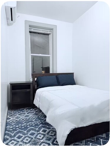 2-bedroom Apartment in Historical Newkirk District