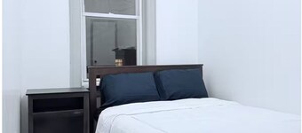 2-bedroom Apartment in Historical Newkirk District