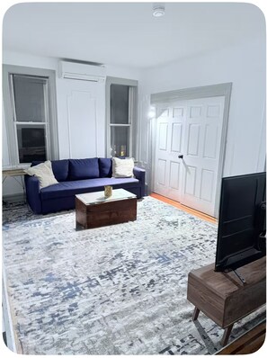 Living area - 2-bedroom Apartment in Historical Newkirk District (brooklyn)