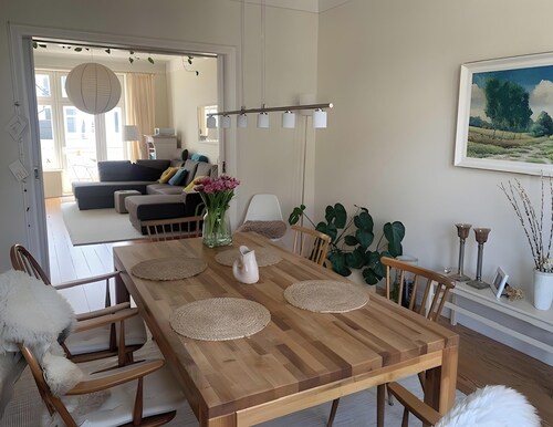 Appartement 'Gästeappartements Südstadt Bult' – Spacieux, central, avec 2 balcons