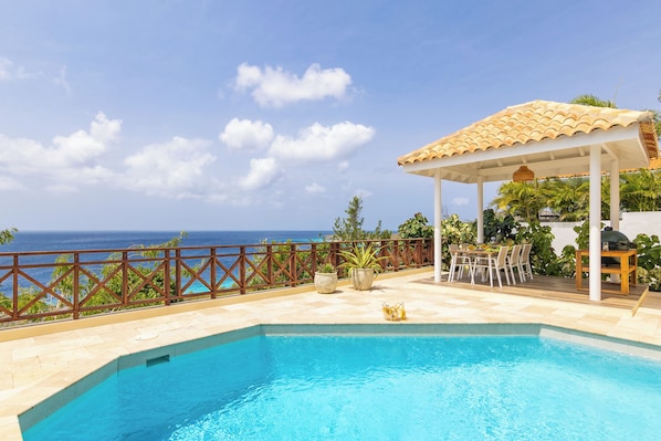 Pool - Gorgeous modern villa with sea view, private pool on gated resort Cas abao (Willemstad)