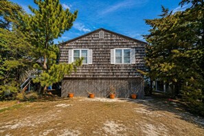 Exterior - Beach Escape w/ Screened Porch Views  Steps to Sand Retro Coastal Charm (Milton)