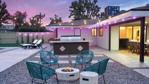 Unclassified image, 3 of 62, button - Desert Gold House By Homestead Modern (Yucca Valley)