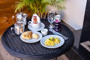 Breakfast meal - Florence Hotel Motel SPA - Santa Rosa (Santa Rosa)