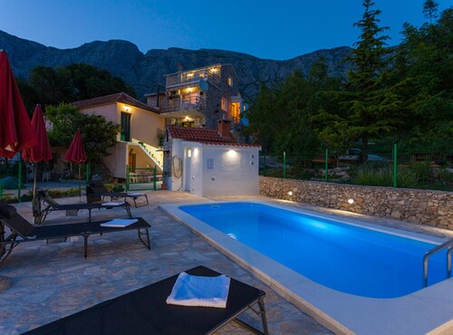 Villa Roza Dalmatian Escape