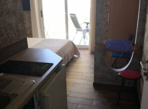 Room - Comfort Kostrena Apartments Rijeka - Studio Apartment with partial sea view (3) (Rijeka)