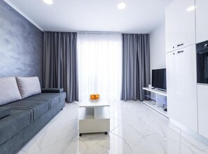 公寓 (Two Bedroom Apartment with Sea View a) | 客厅