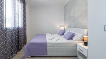 Apartment (Comfort One Bedroom Apartment with Se) | 4 bedrooms, cots/infant beds