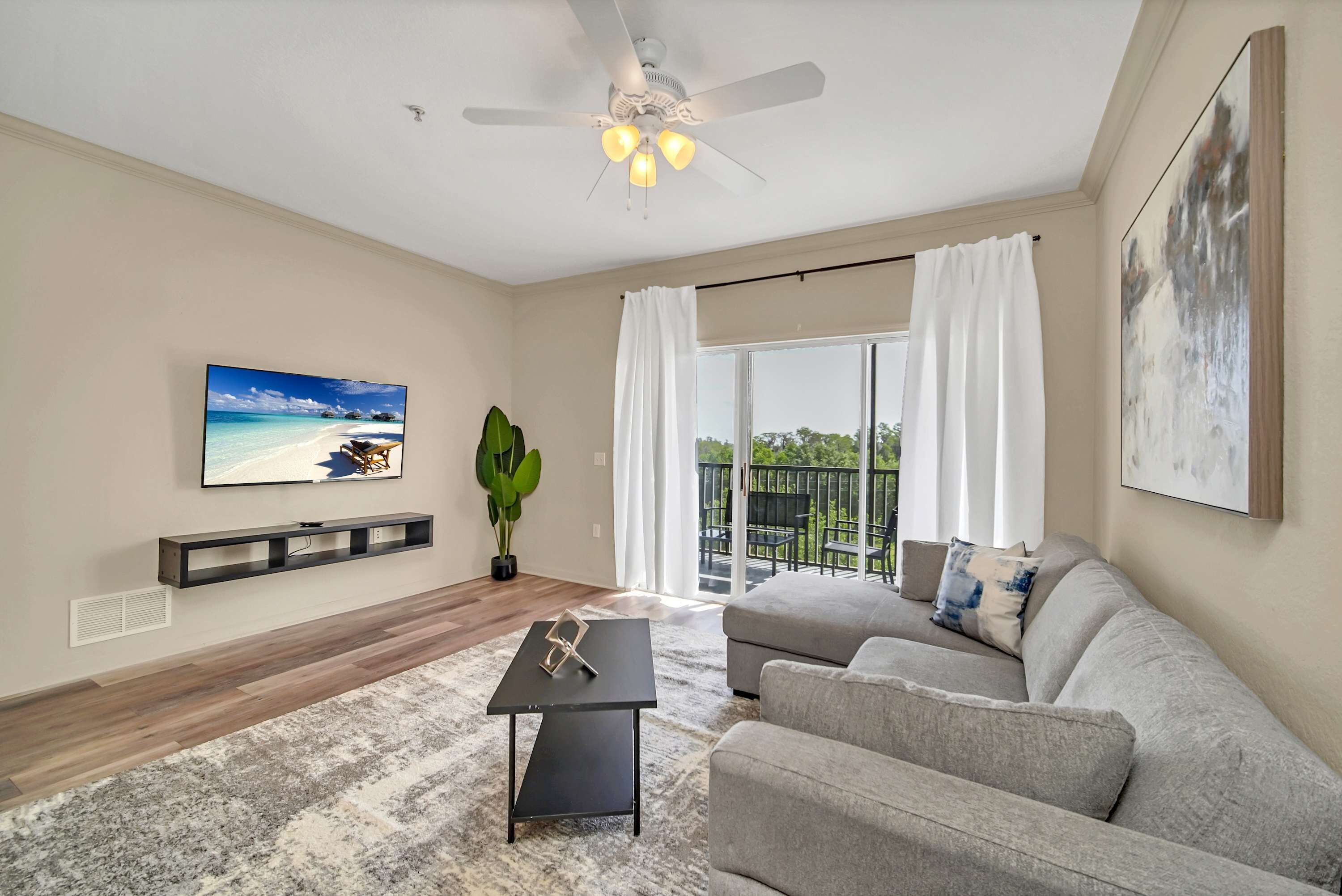 Apartment (2 Bedrooms) | Front of property