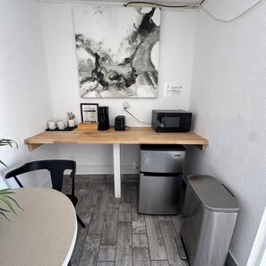 Interior - Studio with 2 Queen Bed •Pool• Pets Welcomed #1 (Clearwater)