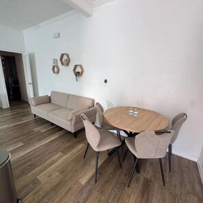 Dining - Suite with 2 Queen Beds and Kitchen • Pool #18 (Clearwater)