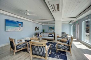 TV, DVD player, table football, offices - Your Front-Row Seat to Gulf Sunsets on Bonita Beach (Bonita Springs)