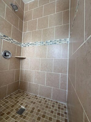 Bathroom - Clearwater Getaway w/ Pool • 3 Miles to Beach #4 (Clearwater)