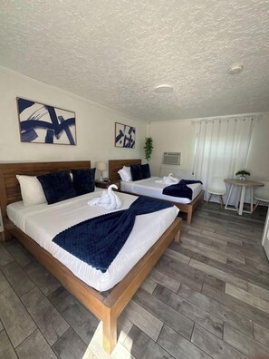 Room - Coastal near the beach studio with pool•Pets OK #5 (Clearwater)