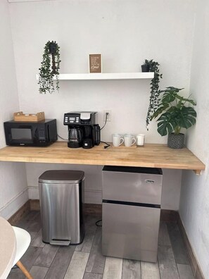 Interior - Coastal near the beach studio with pool•Pets OK #5 (Clearwater)