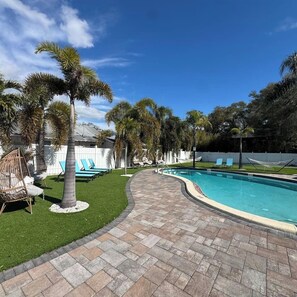 Pool - Cozy apartment with pool in Clearwater #515 (Belleair)