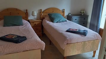 Gîte de charme de plain-pied avec jardin à 10 minutes de Bergerac | Strykejern/-brett og wi-fi (inkludert)