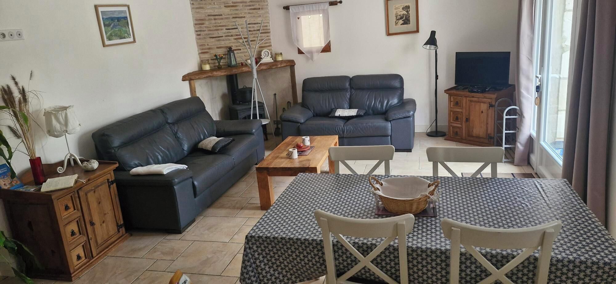 Gîte de charme de plain-pied avec jardin à 10 minutes de Bergerac | Wohnbereich