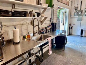 Interior - Historic Rumpel Kammer | Compound (Fredericksburg)