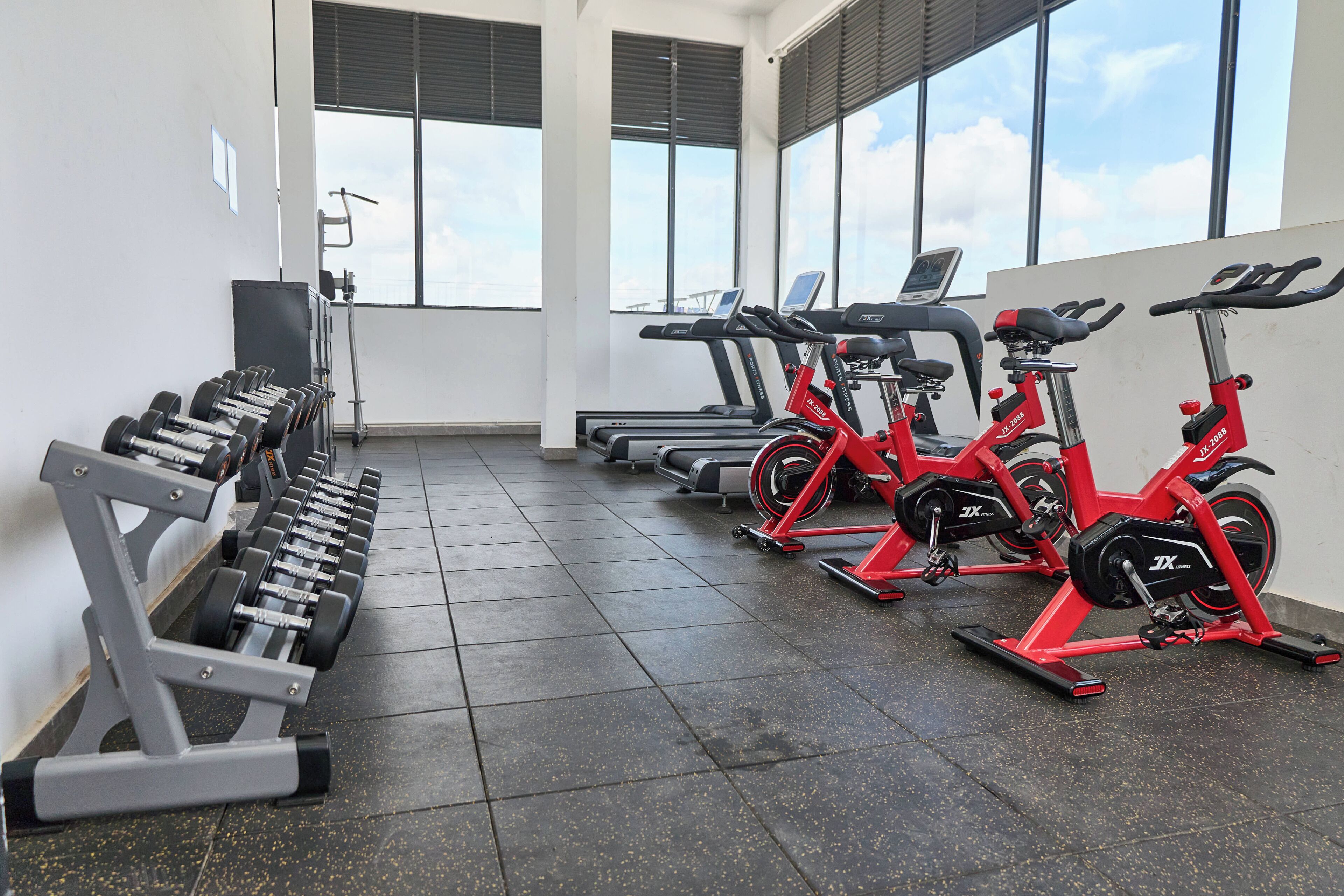 Family Apartment, City View | Fitness facility